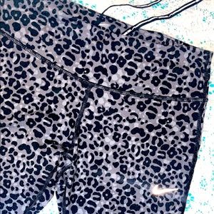 NIKE Dry Fit leggings - Sz Small